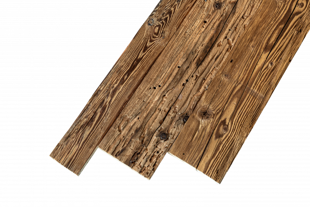 Altholzschalung mit handgehackter Oberfläche und Glattkante im Farbton Natur kaufen