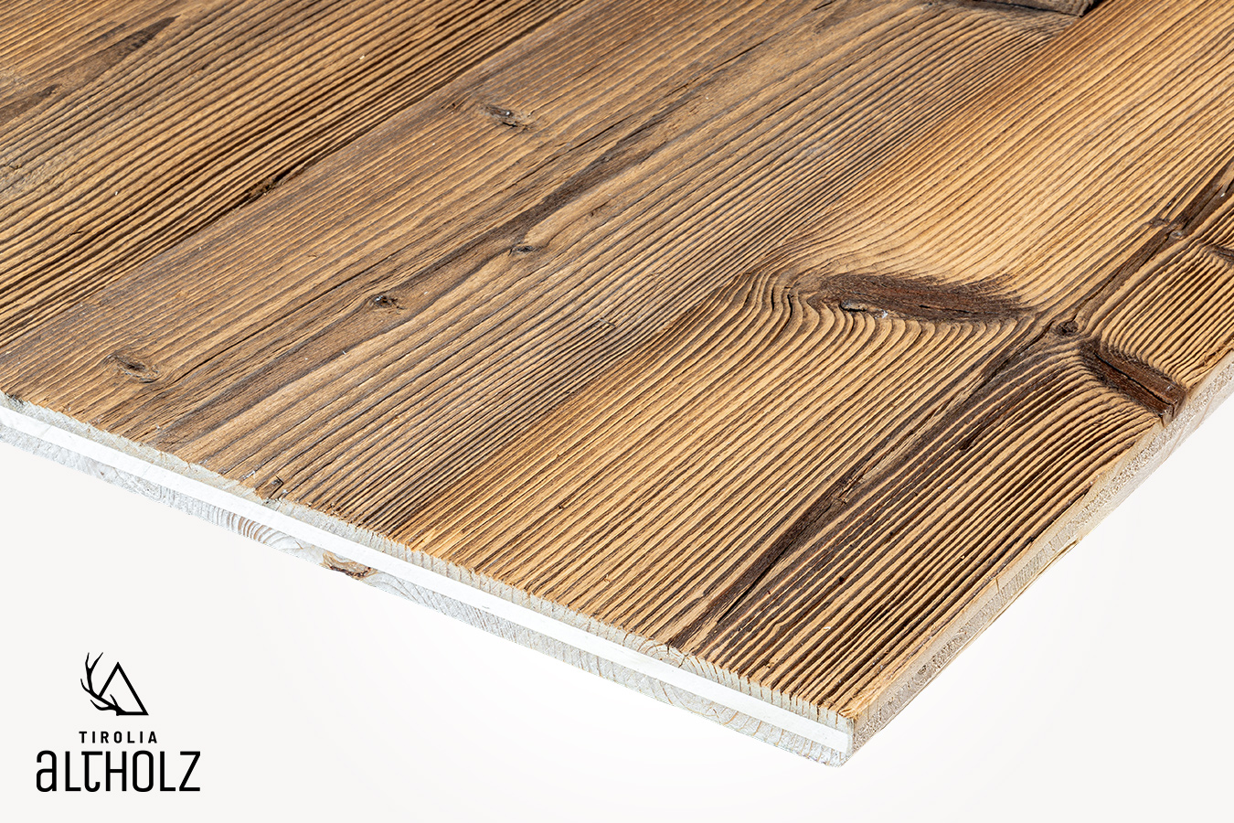 Altholz Dreischichtplatte mit gebürsteter Oberfläche im Farbton Braun kaufen